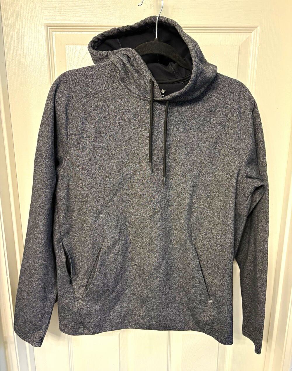 Old Navy Active Gray Dynamic Fleece Pullover Hoodie Hooded Pockets Drawstring M